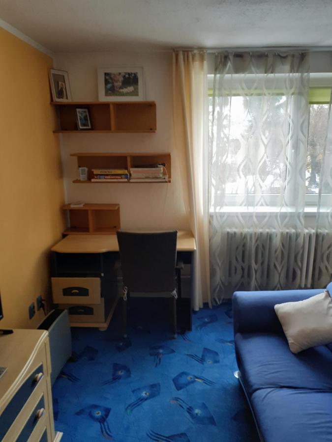 Rd Cerncin Bucovice Daire Dış mekan fotoğraf